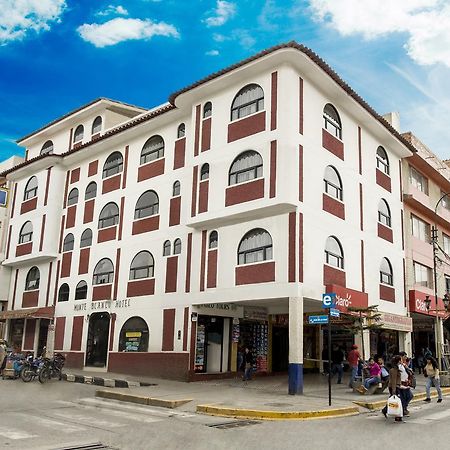Monte Blanco Hotel Уарас Экстерьер фото